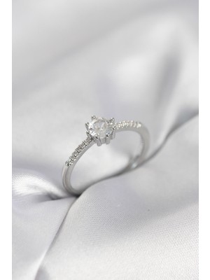 Ayder Timya Tek Taş Model Gümüş Renk Zirkon Taşlı Kadın Yüzük - TJ-BYK4087 TG/Tmy230327