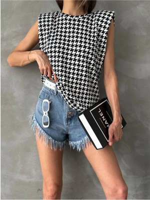 Caddebostan Moda Leopar Desenli Vatkalı Kolsuz Bisiklet Yaka Şık Kadın Bluz