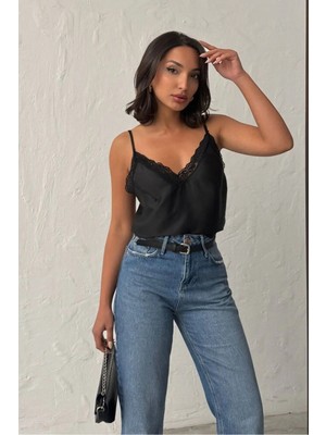 Caddebostan Moda Siyah V Yaka Dantelli Atlet Bluz Modern Premium Luxury Trend Tasarım Atlet Bluz