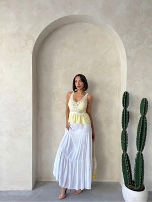 Caddebostan Moda Kadın Güpür Detaylı Askılı Bohem Bluz Püsküllü Dantelli Şık Crop Üst