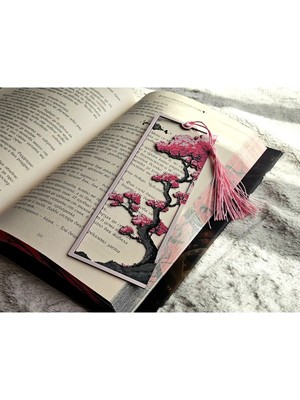 Anka Atölye Anka Atolye Sakura Çerçeveli 3D Baskı Kitap Ayracı – Anime - Asya Temalı Kiraz Çiçeği Desenli Ayraç