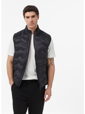 Nautica Erkek Siyah Regular Fit Su Itici Yelek J65009T.0TB