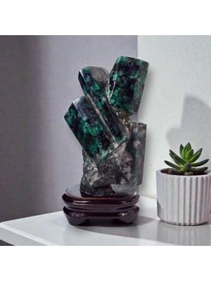 Doğaltaş Zümrüt Kütle