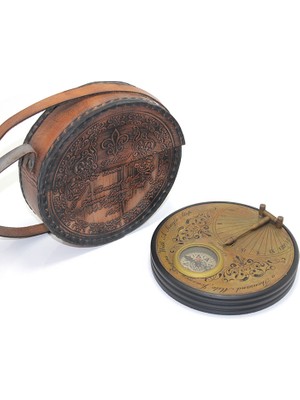 Yaman Market Deri Kılıflı Pirinç Pusula