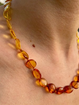 Doğaltaş Damla Kehribar Kolye (Sertifikalı Özel Seri)