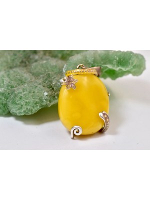 Doğaltaş Damla Kehribar Mine Işlemeli Gümüş Kolye