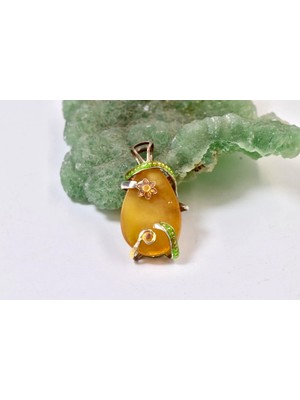 Doğaltaş Damla Kehribar Mine Işlemeli Gümüş Kolye