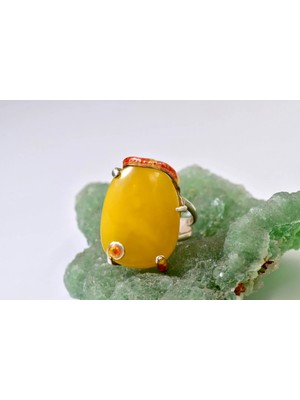 Doğaltaş Damla Kehribar Mine Işlemeli Gümüş Yüzük