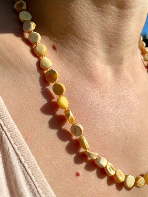 Doğaltaş Damla Kehribar Kolye (Sertifikalı Özel Seri)