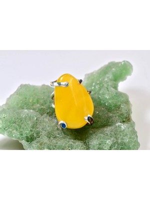 Doğaltaş Damla Kehribar Mine Işlemeli Gümüş Yüzük