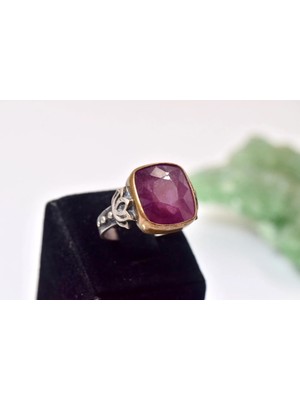 Doğaltaş Yakut Gümüş Yüzük