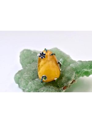 Doğaltaş Damla Kehribar Mine Işlemeli Gümüş Yüzük