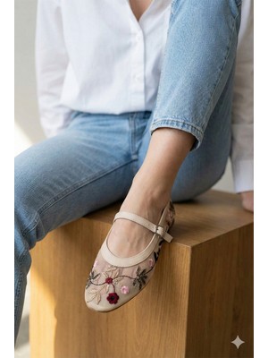 Nmoda File Nakış ve Nakış Işleme Detaylı Yuvarlak Burun Lüks Kadın Babet