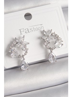 Hopinip Pirinç Gümüş Renk Zirkon Taşlı Çiçek Model Sallantı Damla Detay Kadın Küpe - Lisinya