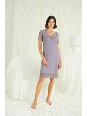 Zenvia  Yakası Kolu ve Omzu ve Eteği Dantelli Önü Düğmeli Gecelik