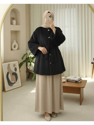 Modamorfo İçi Astarlı Beli Büzgülü Kürklü Ceket -Siyah