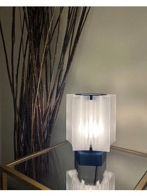 Orıen Özel Tasarım Modern Masa Lambası – 3D Baskı Dekoratif Aydınlatma