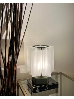 Orıen Özel Tasarım Modern Masa Lambası – 3D Baskı Dekoratif Aydınlatma