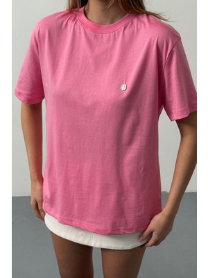 Giysa Kadın Gümüş Aksesuar Detaylı %100 Pamuklu T-Shirt Pembe - 26Y 26510