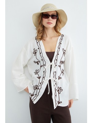 FullaModa Nakışlı Önü Bağcıklı Keten Görünümlü Kimono