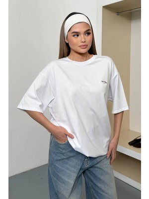 Giysa Kadın Filkete Aksesuarlı %100 Pamuklu T-Shirt Beyaz - 26Y 26508