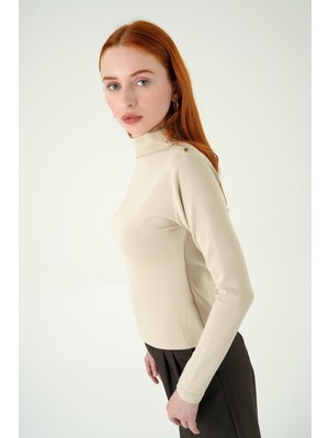 Rays Bej Omuz Düğmeli Bluz 8312A