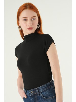 Rays Siyah Dik Yaka Kısa Kol Body 8174A