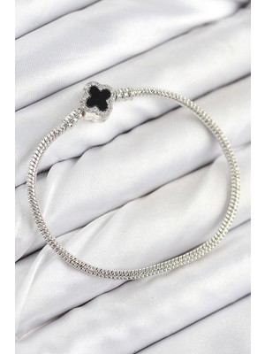 İsmiyle Al Pirinç Charm Zirkon Taşlı Yonca Model Gümüş Renk Kadın Bileklik