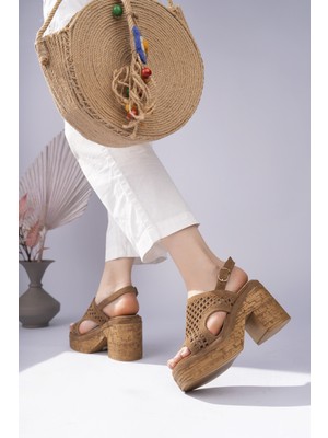 Sy Leather Betty Model Hakiki Deri Delikli Bilekten Tokalı Platform Kalın Topuklu Kadın Sandalet