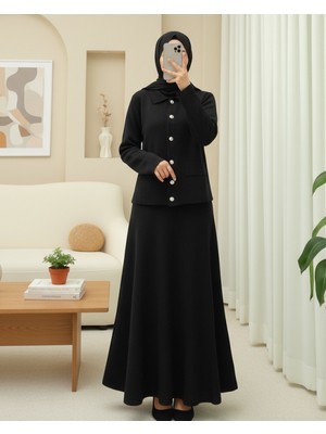 Modamorfo Önü Düğmeli Etekli Yakalı Triko Takım -Siyah