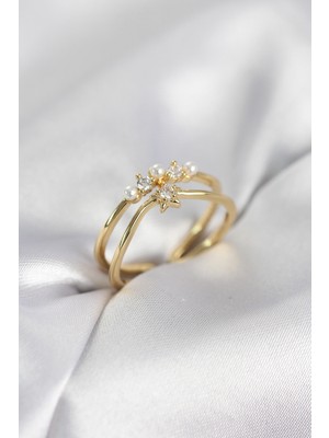 Claris Gold Renk Incili Yıldız Model Zirkon Taşlı Kadın Yüzük