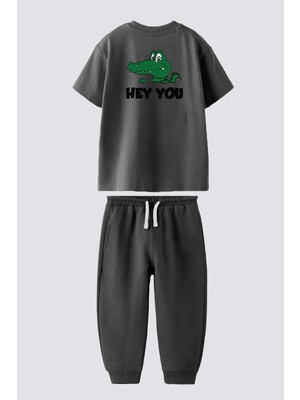 Monila Erkek Çocuk Pamuklu Timsah Baskılı T-Shirt ve Eşofman 2'li Takım