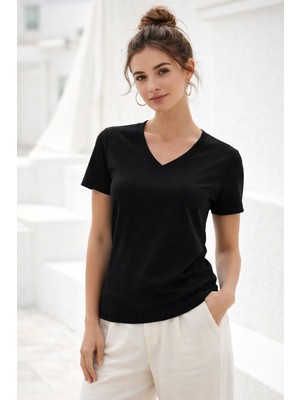 Rich Kadın Siyah Yumuşak Dokulu Interlock V Yaka Basic T-Shirt