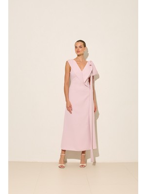 Setre Pudra V Yaka Kolsuz Asimetrik Detaylı Uzun Boy Elbise