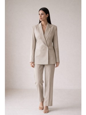 Setre Bej Kruvaze Kapama Düğme Detaylı Ceket Pantolonlu Takım