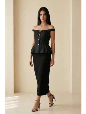 Setre Siyah Tafta ,Yaka Ve Bel Detaylı Taşlı Tam Kalıp Elbise