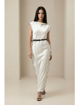 Setre Ekru Kemerli Şerit Ve Yırtmaç Detaylı Tam Kalıp Midi Elbise