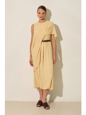Setre Tereyağ Sarısı Kol Ve Asimetrik Kumaş Detaylı Kemerli Midi Boy Elbise
