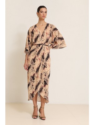 Setre Camel Kemer Detaylı Rahat Kesim Midi Boy Desenli Elbise