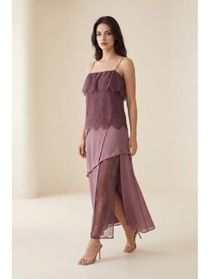 Setre Gül Kurusu Dantel Detaylı Askılı Bluz