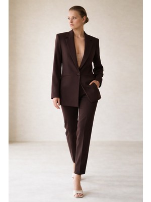 Setre Acı-Kahve Tek Düğme Detaylı Ceket, Cep Detaylı Dar Kalıp Pantolonlu Takım