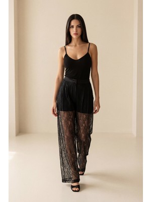 Setre Siyah Transparan Dantelli  İç Şort Detaylı Cepli Rahat Kesim Pantolon