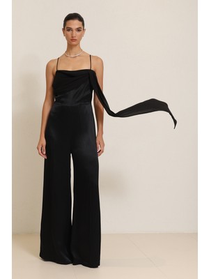 Setre Siyah İnce Askı Yaka Detaylı Belden Oturtmalı Tulum