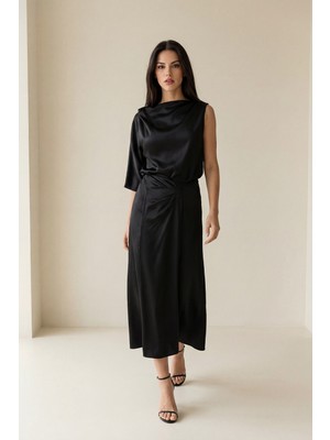 Setre Siyah Rahat Kesim Midi Boy Etek