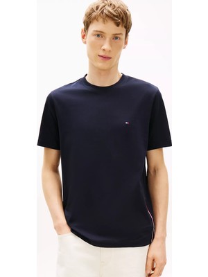 Tommy Hilfiger Erkek Normal Kesim Yuvarlak Yakalı Pamuklu Kısa Kollu Lacivert T-Shirt MW0MW42393-DW5