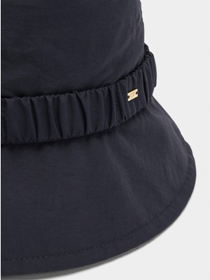 Parfois Teknik Kumaş Bucket Şapka