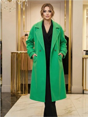 Crystalia Yeşil Bol Kesim Cepli Düğmeli Kadın Kaban