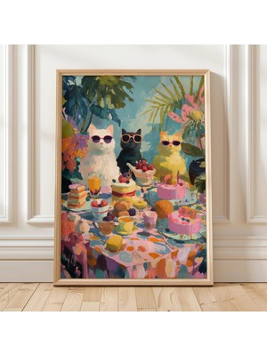 Ninastore Kedi Duvar Sanatı Baskısı - Kahvaltı Masasında Kek ve Meyvelerle Oturan Güneş Gözlüklü Üç Havalı Ked