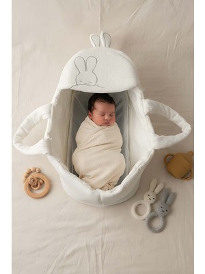 Tavşan Kulaklı Bebek Taşıma Çantası