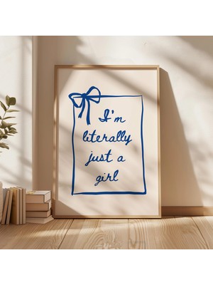 Ninastore "sadece Bir Kız" Baskısı / Lacivert Şık Duvar Sanatı Kız Çocuk Dijital Baskısı Şık Apartman Estetiği